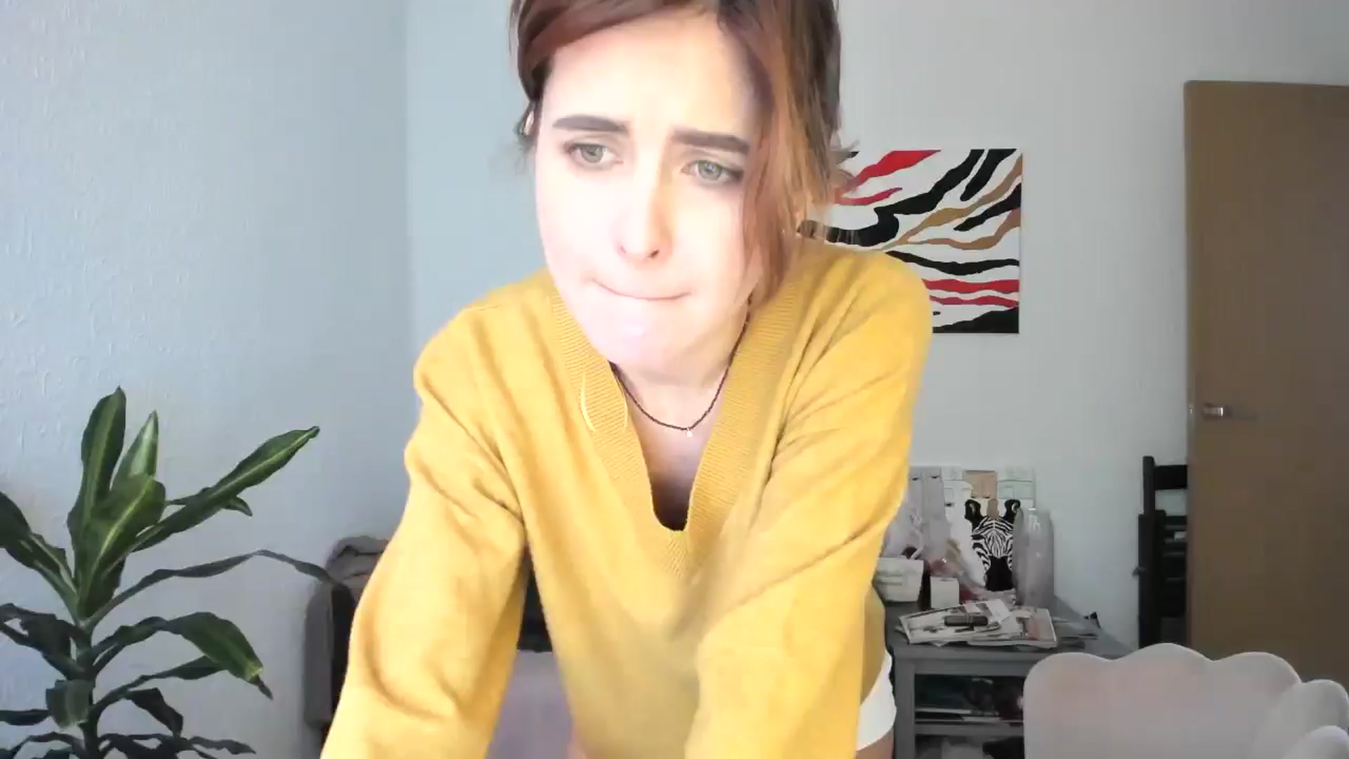 Gallery image thumbnail from AhahaGirl's myfreecams stream on, 12/09/2025, 15:11 image 7 of 20