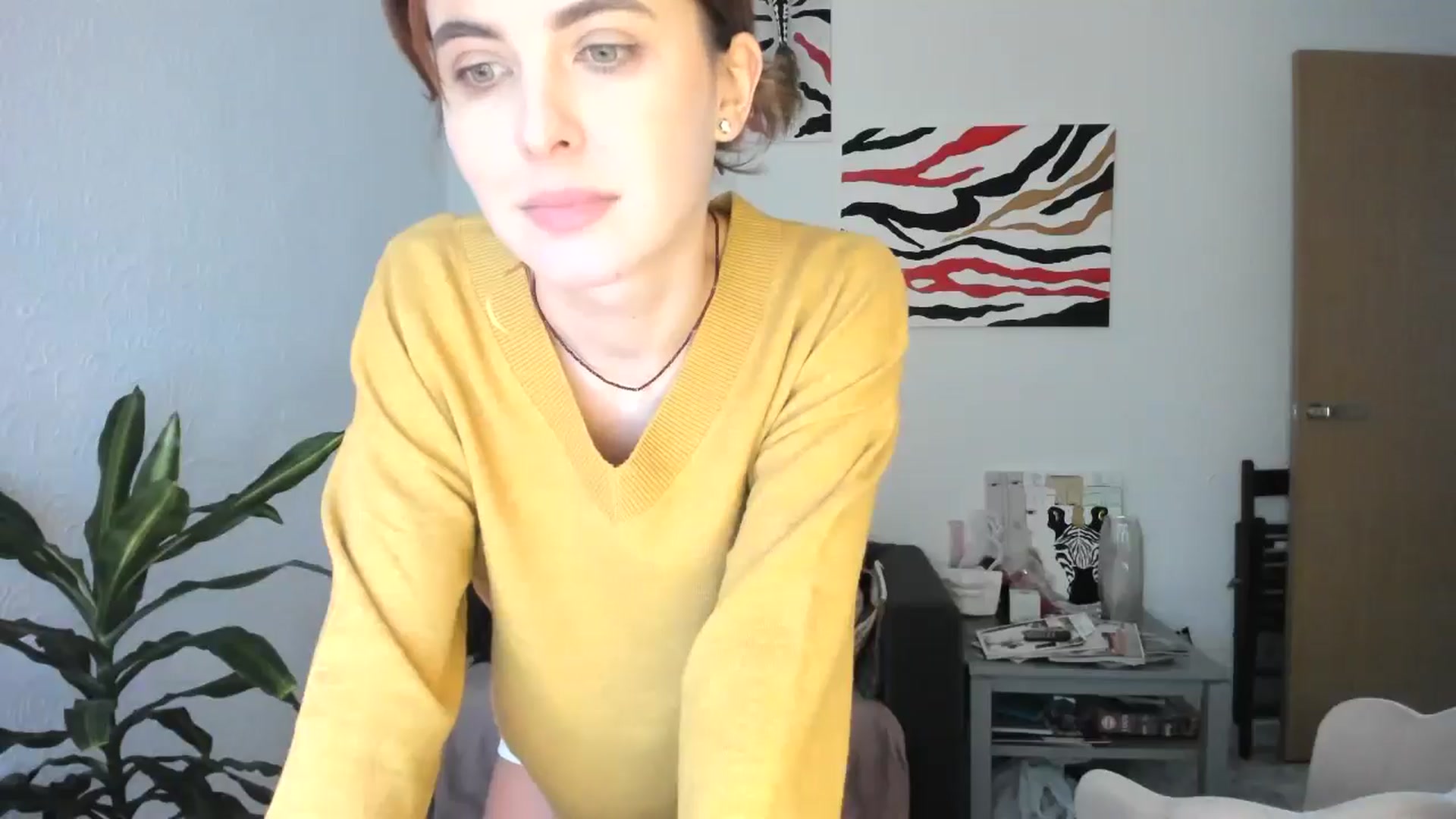 Gallery image thumbnail from AhahaGirl's myfreecams stream on, 12/09/2025, 15:11 image 14 of 20