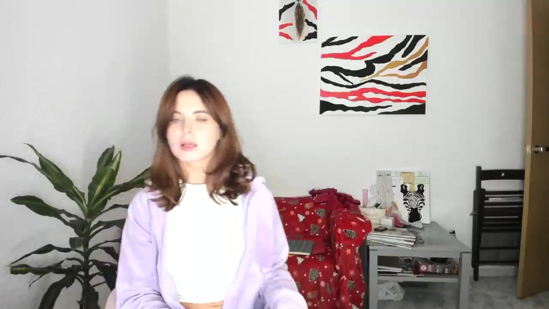 Gallery image thumbnail from AhahaGirl's myfreecams stream on, 12/11/2025, 17:00 image 4 of 20