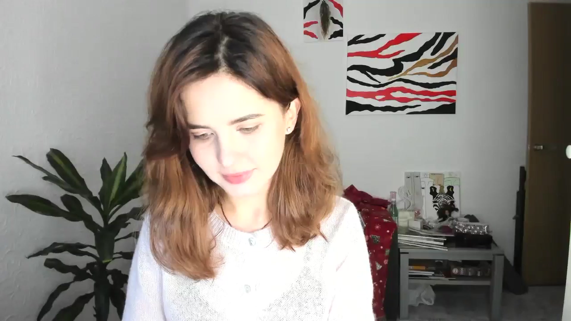 Gallery image thumbnail from AhahaGirl's myfreecams stream on, 12/18/2025, 16:19 image 14 of 20