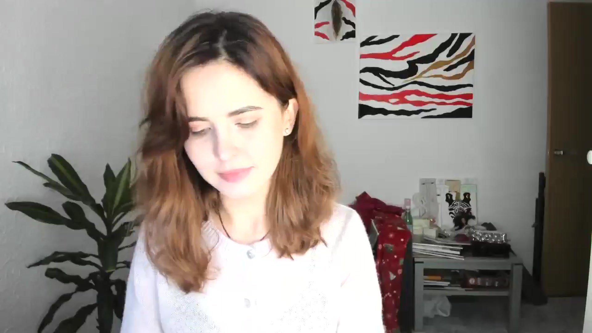 Gallery image thumbnail from AhahaGirl's myfreecams stream on, 12/18/2025, 16:19 image 16 of 20
