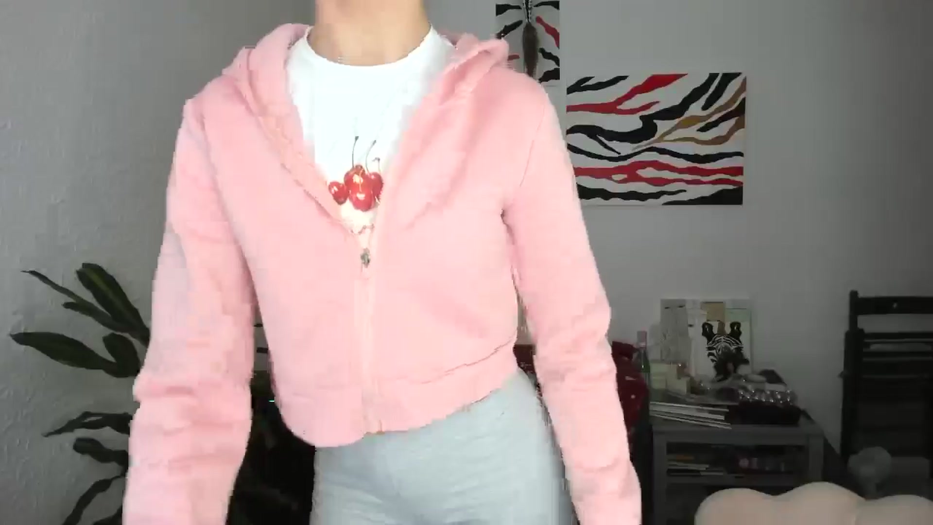 Gallery image thumbnail from AhahaGirl's myfreecams stream on, 12/19/2025, 11:45 image 20 of 20