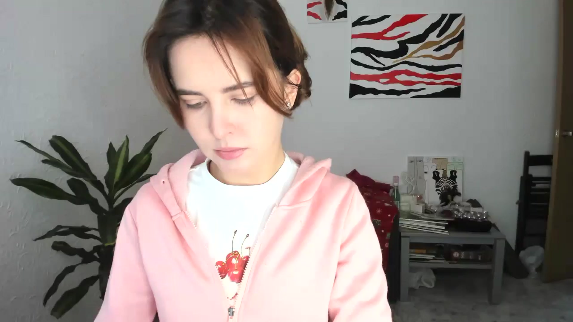 Gallery image thumbnail from AhahaGirl's myfreecams stream on, 12/19/2025, 11:45 image 6 of 20