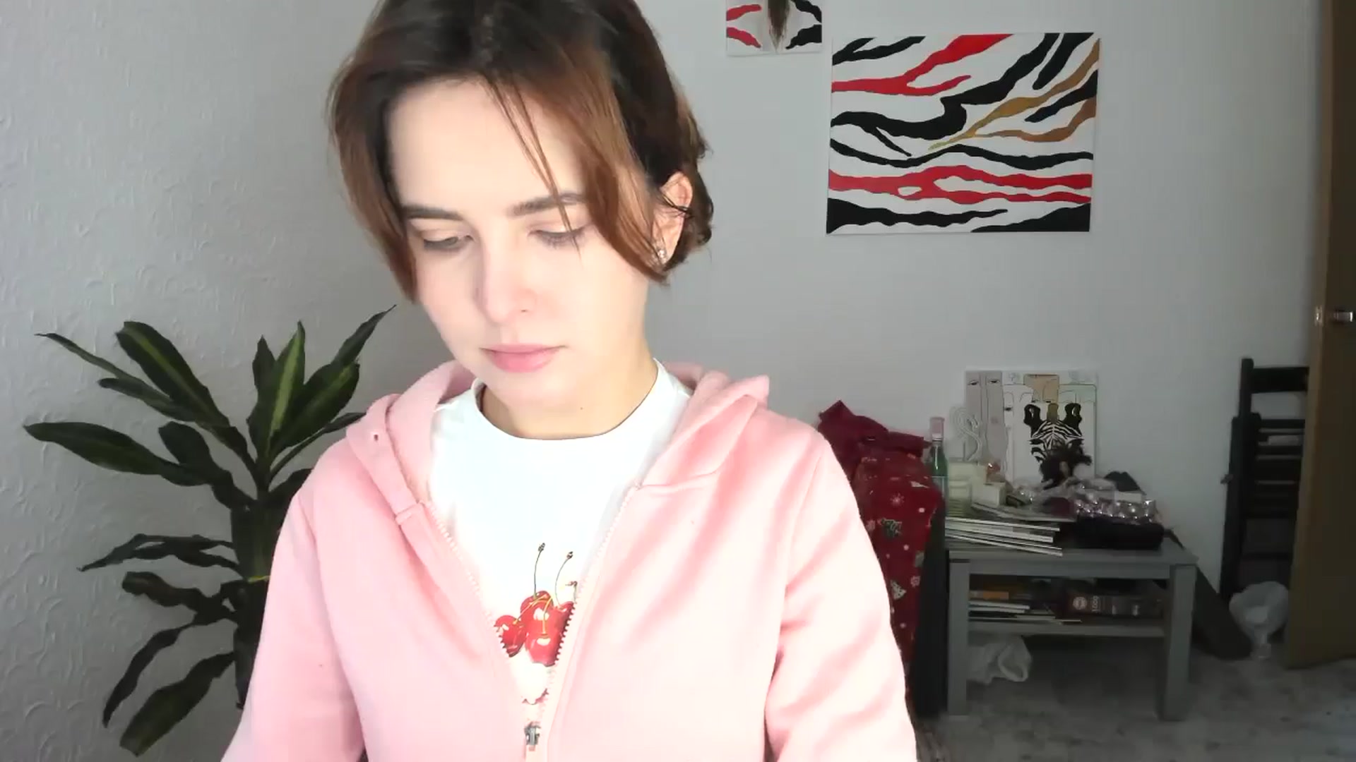 Gallery image thumbnail from AhahaGirl's myfreecams stream on, 12/19/2025, 11:45 image 7 of 20