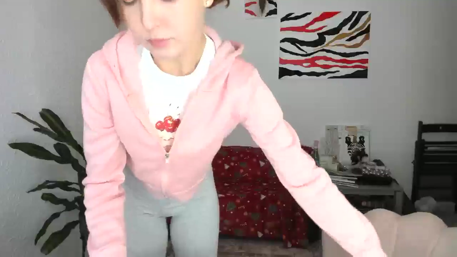 Gallery image thumbnail from AhahaGirl's myfreecams stream on, 12/19/2025, 11:45 image 18 of 20