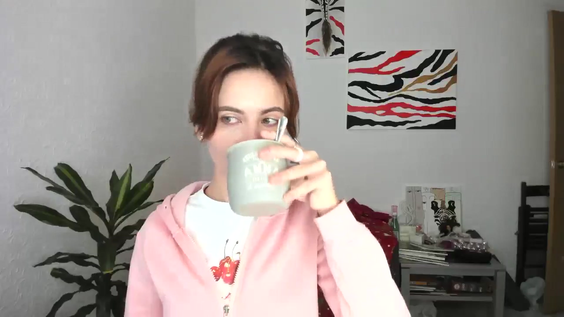 Gallery image thumbnail from AhahaGirl's myfreecams stream on, 12/19/2025, 11:45 image 5 of 20