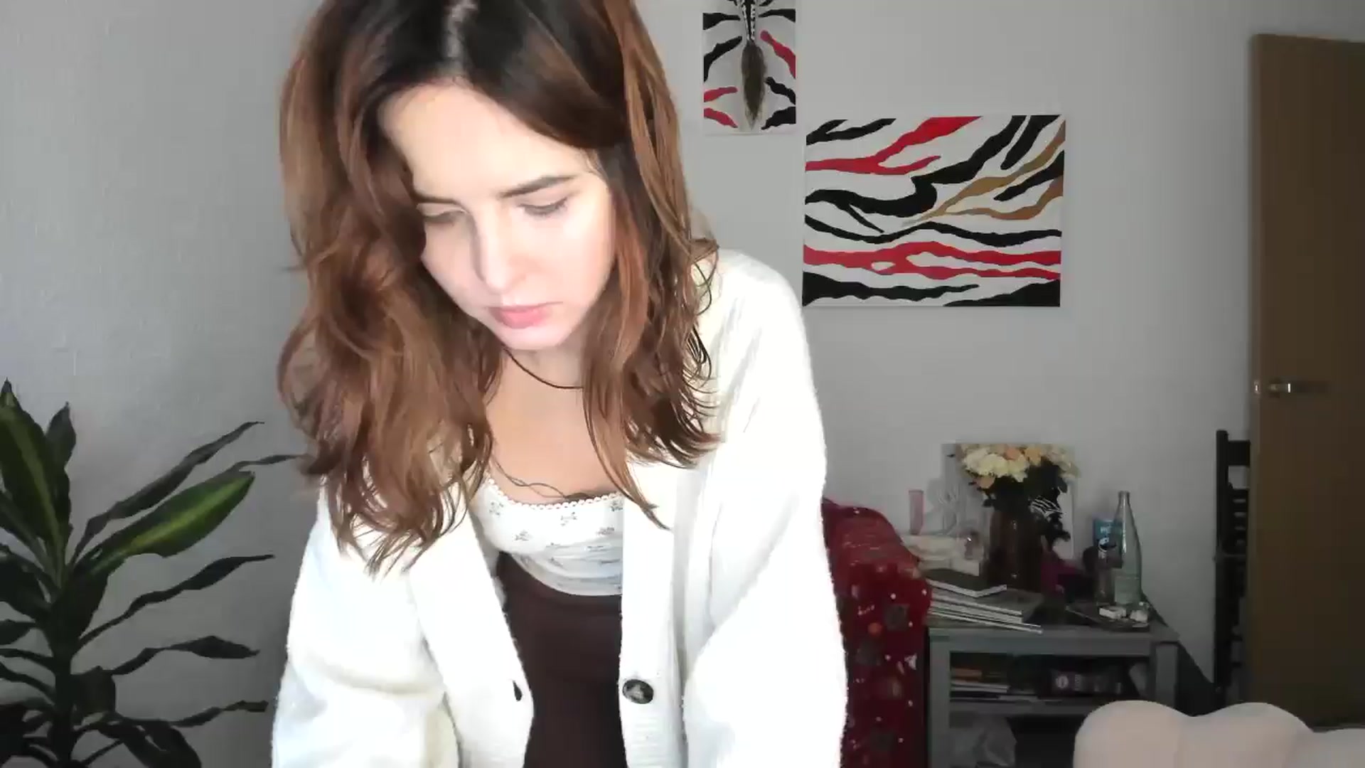 Gallery image thumbnail from AhahaGirl's myfreecams stream on, 12/22/2025, 15:31 image 10 of 20