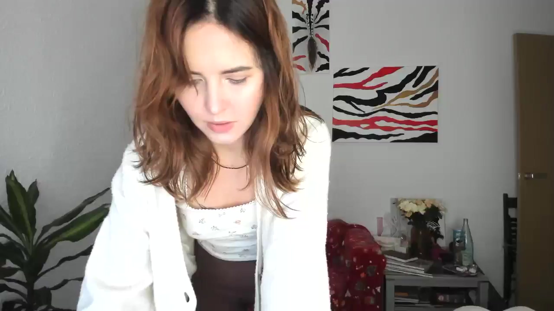 Gallery image thumbnail from AhahaGirl's myfreecams stream on, 12/22/2025, 15:31 image 14 of 20
