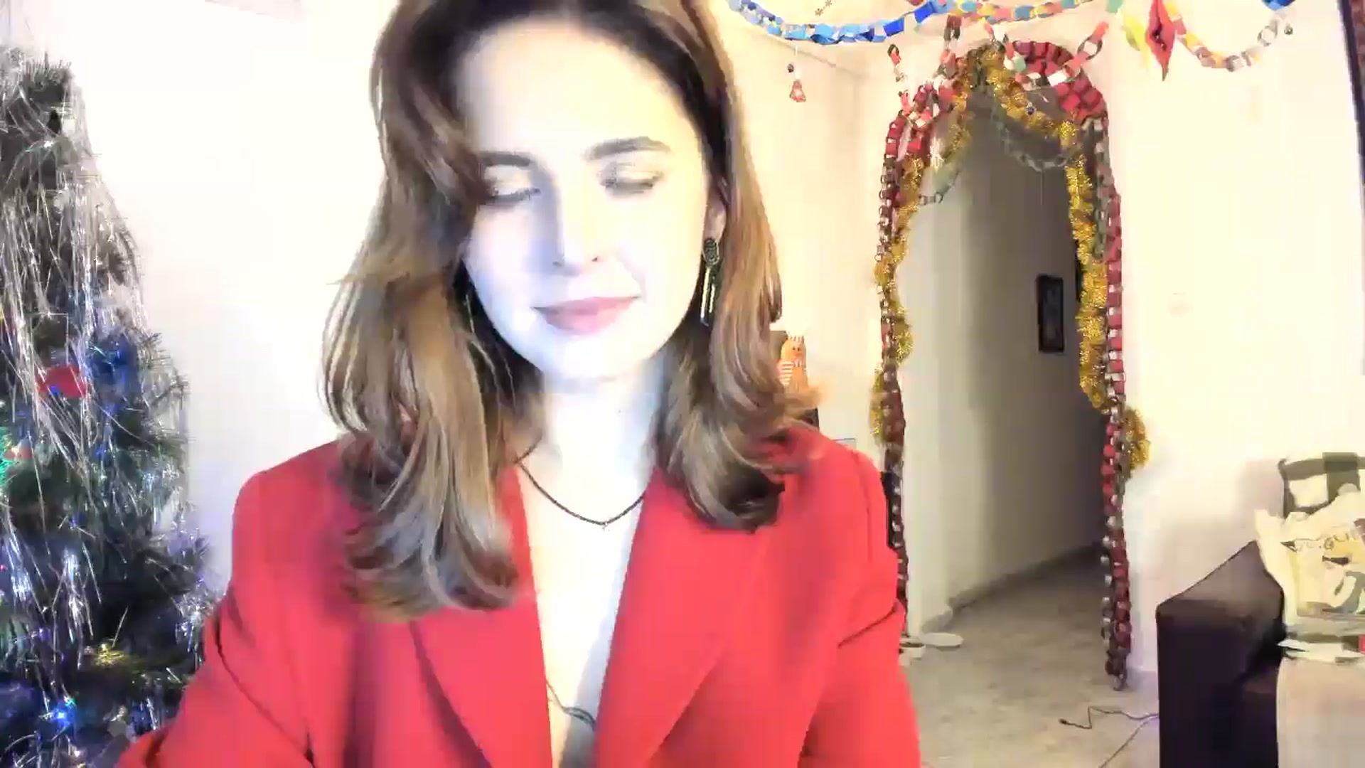 Gallery image thumbnail from AhahaGirl's myfreecams stream on, 12/24/2025, 19:46 image 17 of 20