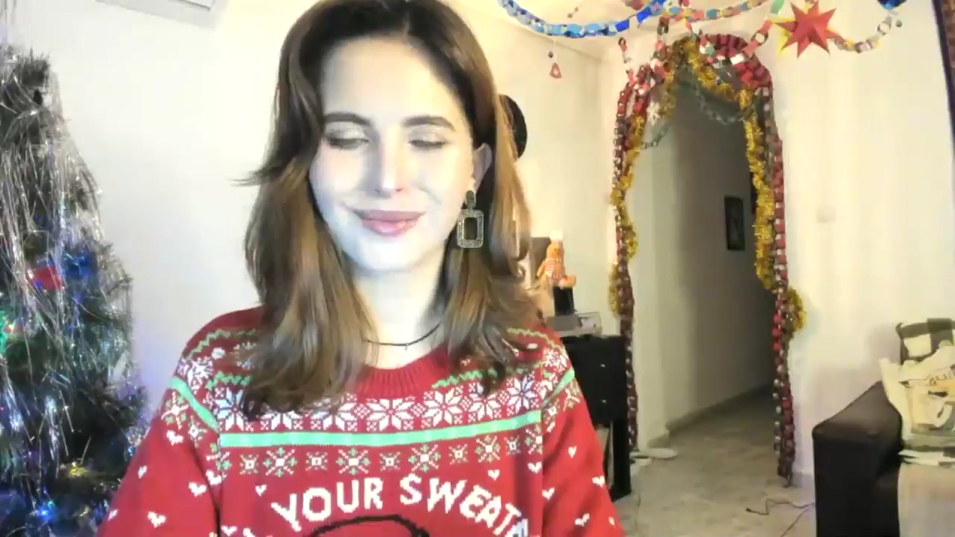 Gallery image thumbnail from AhahaGirl's myfreecams stream on, 12/24/2025, 20:20 image 18 of 20