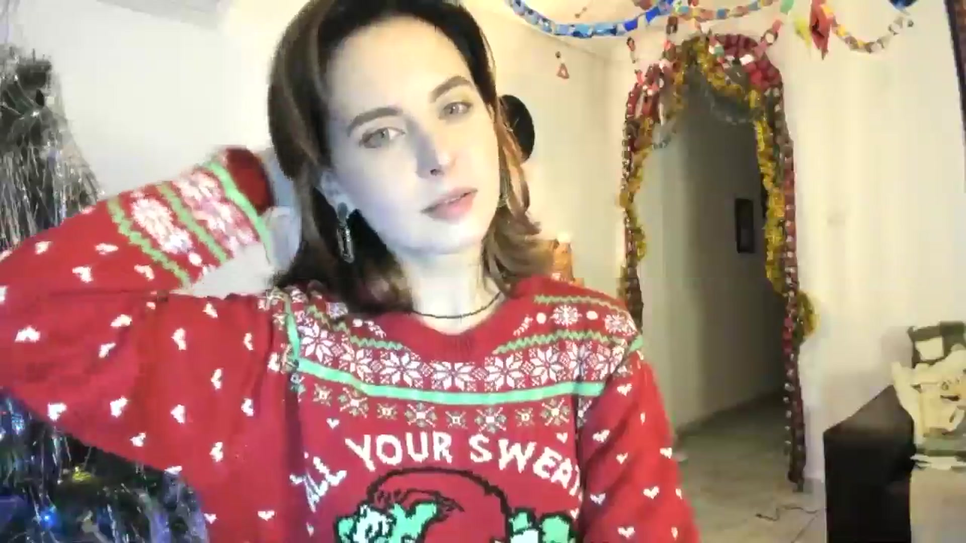 Gallery image thumbnail from AhahaGirl's myfreecams stream on, 12/24/2025, 20:20 image 4 of 20