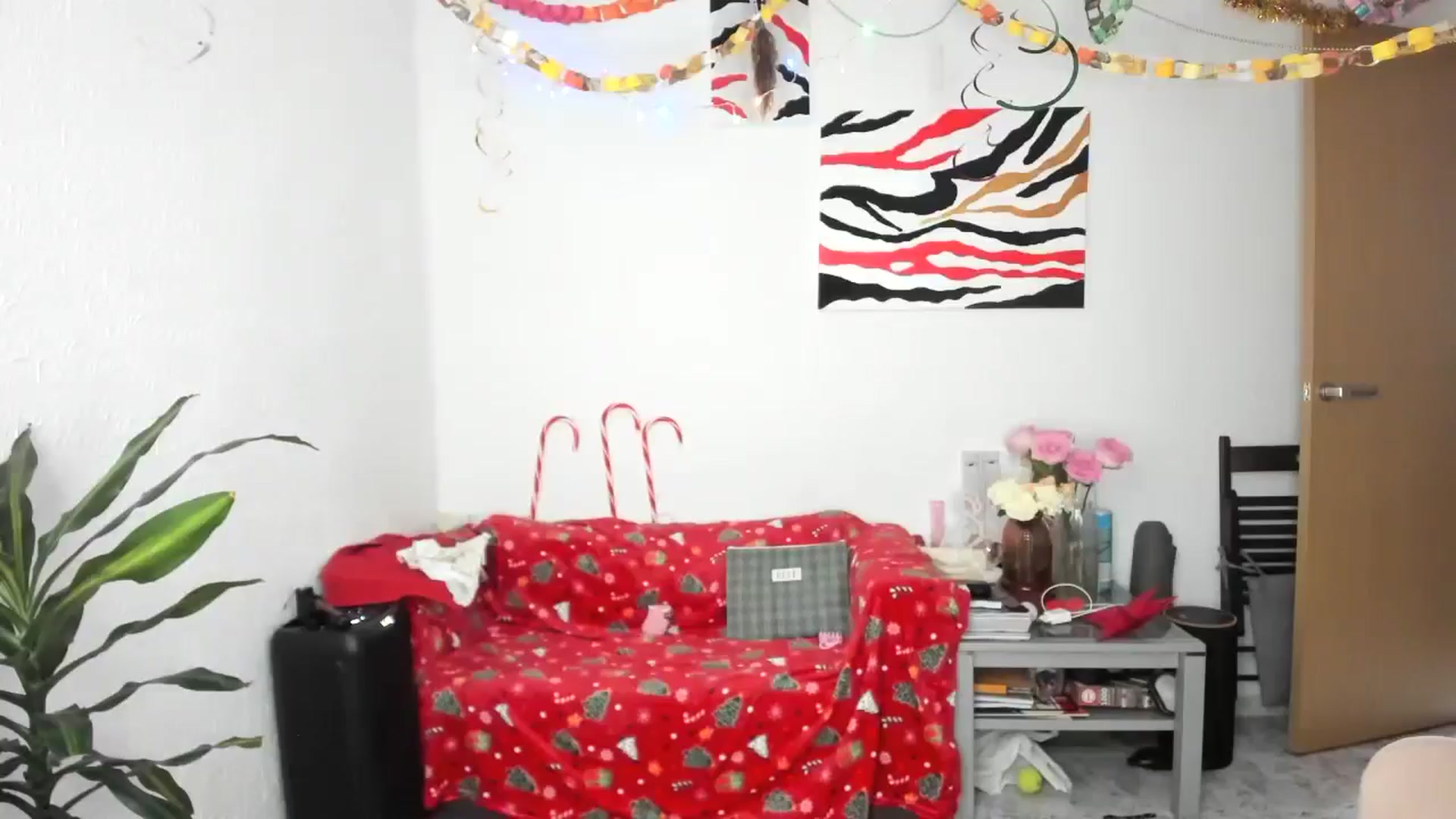 Gallery image thumbnail from AhahaGirl's myfreecams stream on, 12/29/2025, 14:26 image 8 of 20