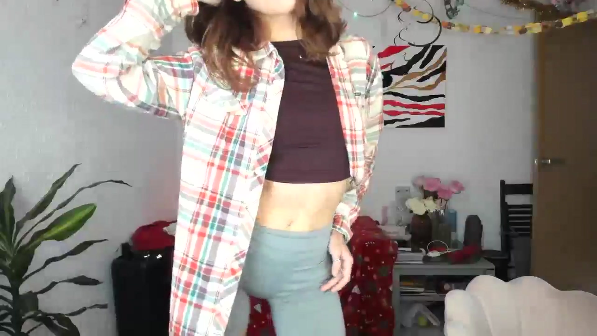 Gallery image thumbnail from AhahaGirl's myfreecams stream on, 12/29/2025, 14:26 image 19 of 20