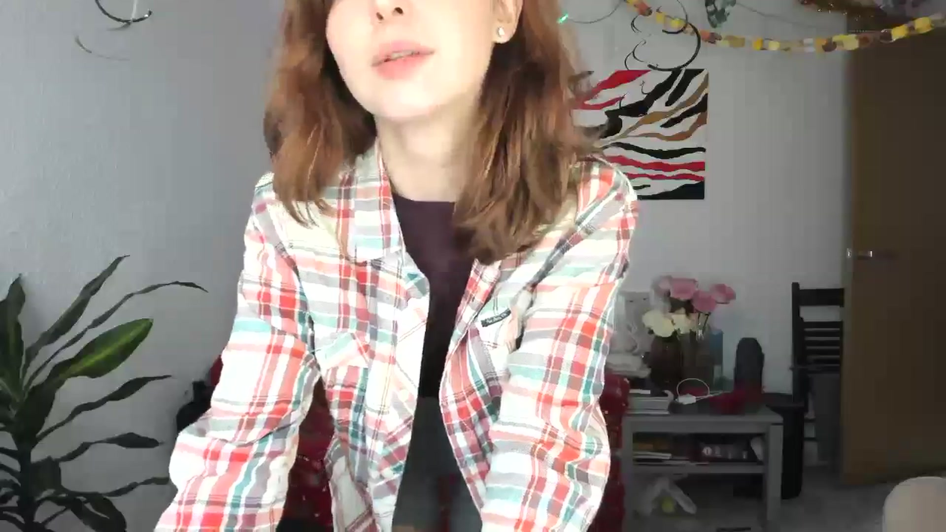 Gallery image thumbnail from AhahaGirl's myfreecams stream on, 12/29/2025, 14:26 image 6 of 20