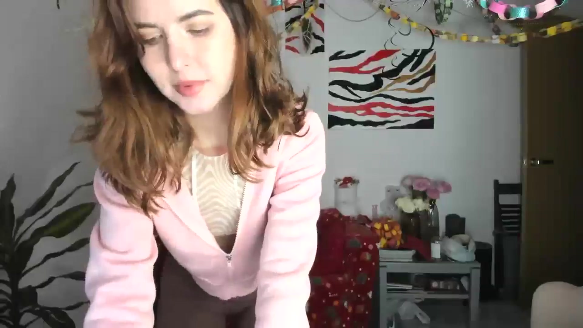 Gallery image thumbnail from AhahaGirl's myfreecams stream on, 01/02/2026, 17:07 image 13 of 20