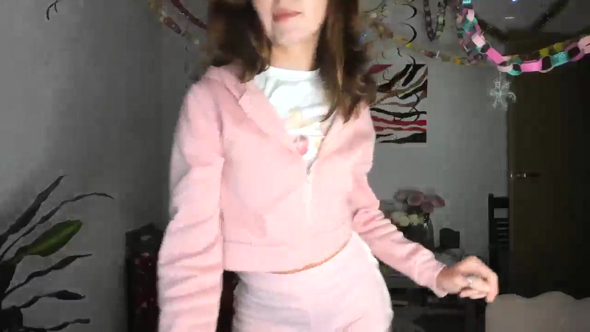 Gallery image thumbnail from AhahaGirl's myfreecams stream on, 01/06/2026, 18:26 image 19 of 20