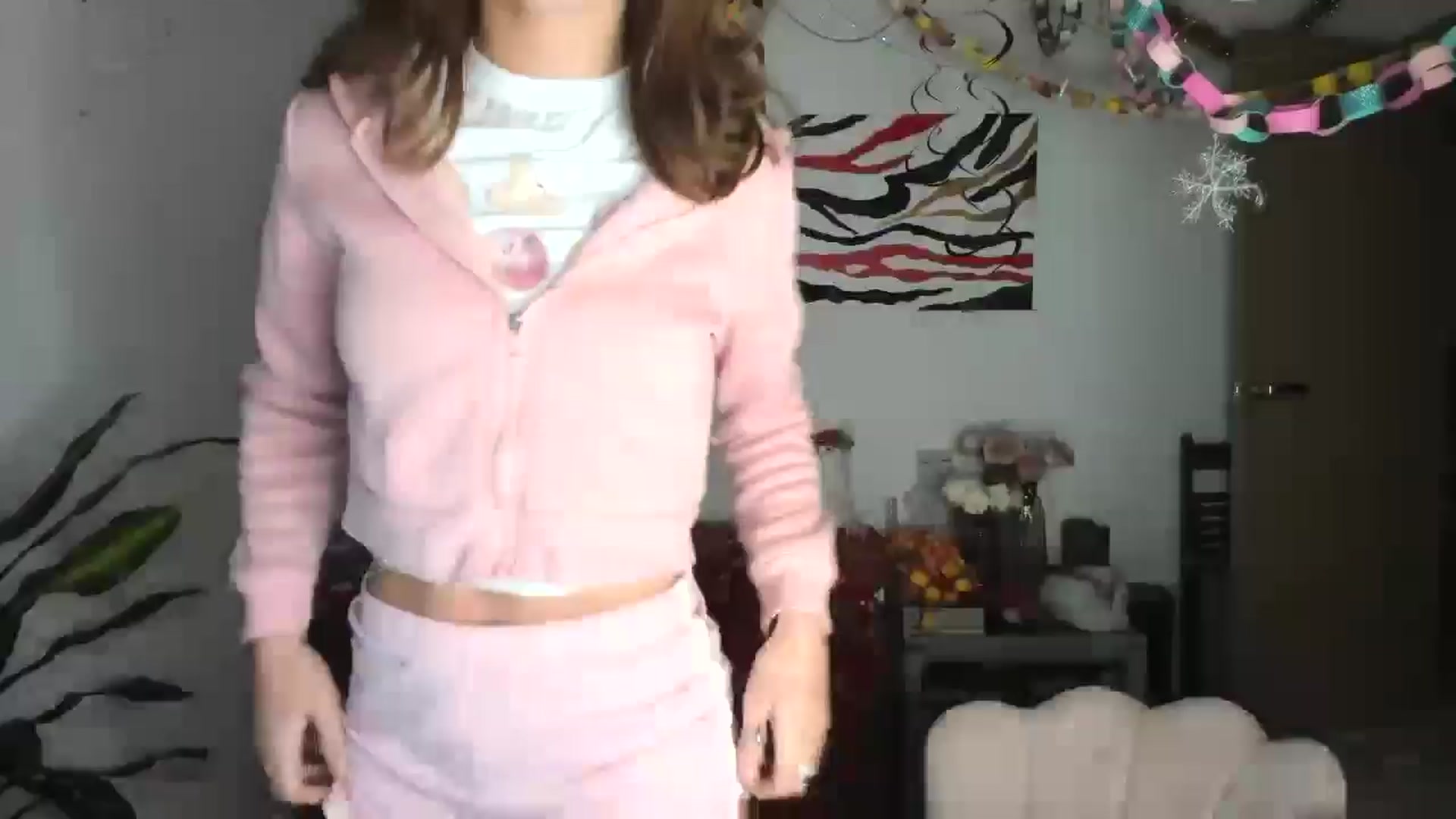 Gallery image thumbnail from AhahaGirl's myfreecams stream on, 01/06/2026, 18:26 image 1 of 20
