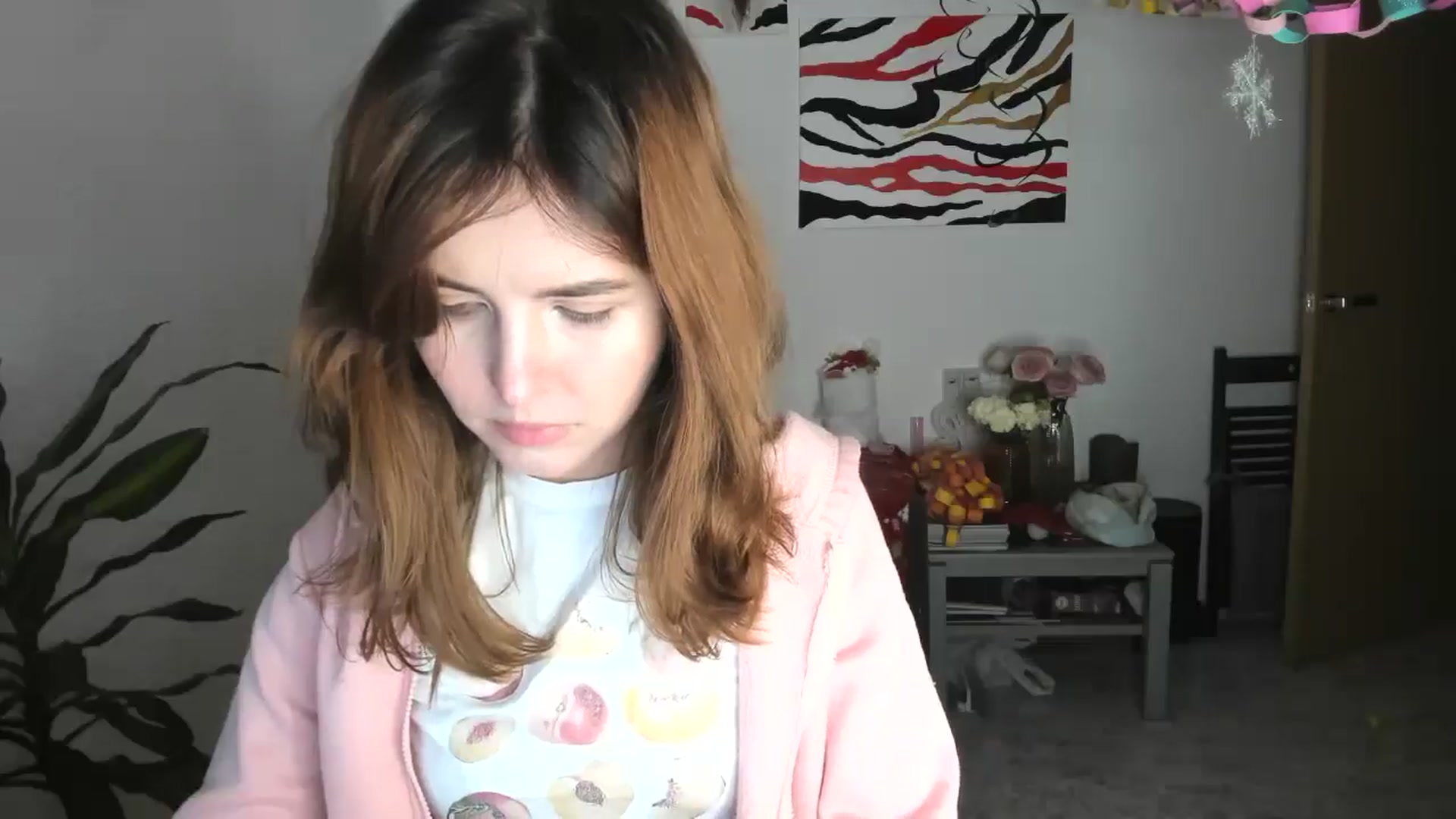 Gallery image thumbnail from AhahaGirl's myfreecams stream on, 01/06/2026, 20:28 image 19 of 20
