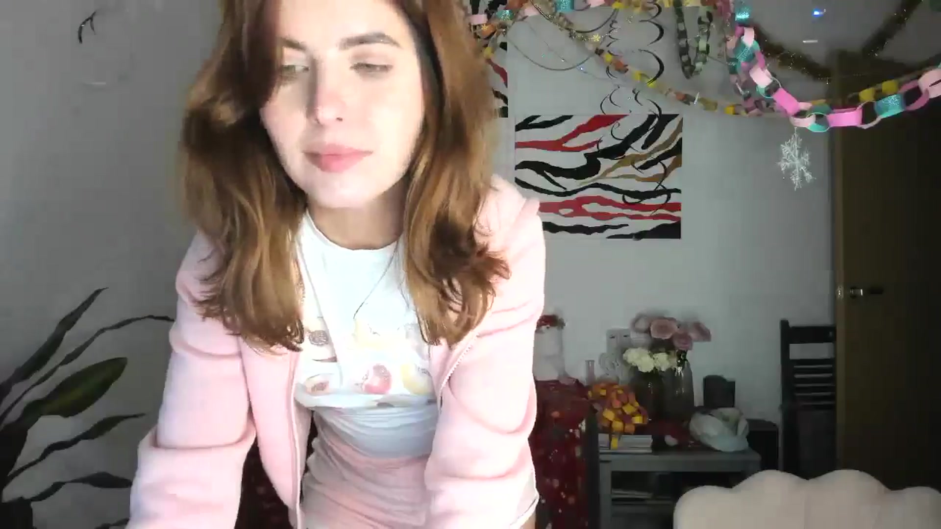 Gallery image thumbnail from AhahaGirl's myfreecams stream on, 01/06/2026, 20:28 image 17 of 20