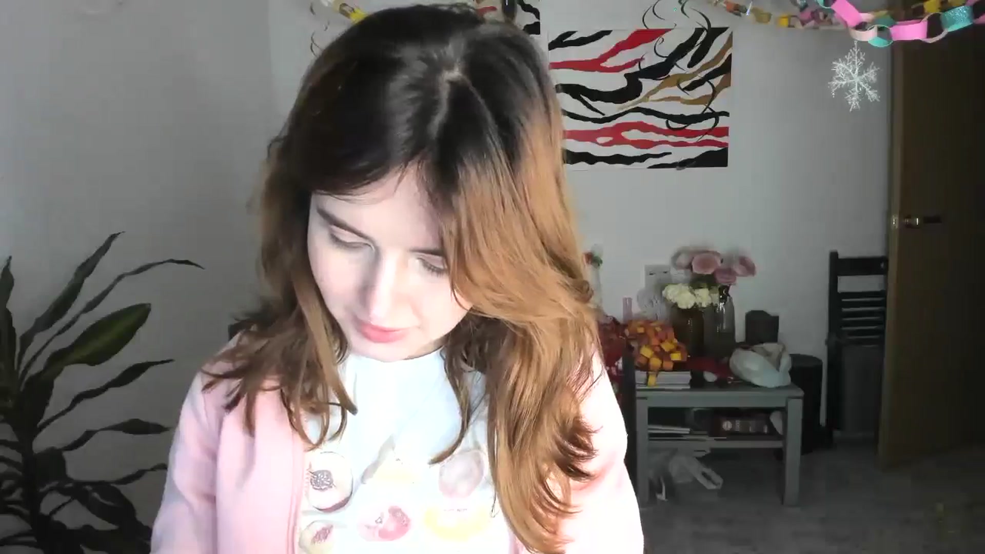 Gallery image thumbnail from AhahaGirl's myfreecams stream on, 01/06/2026, 20:28 image 7 of 20