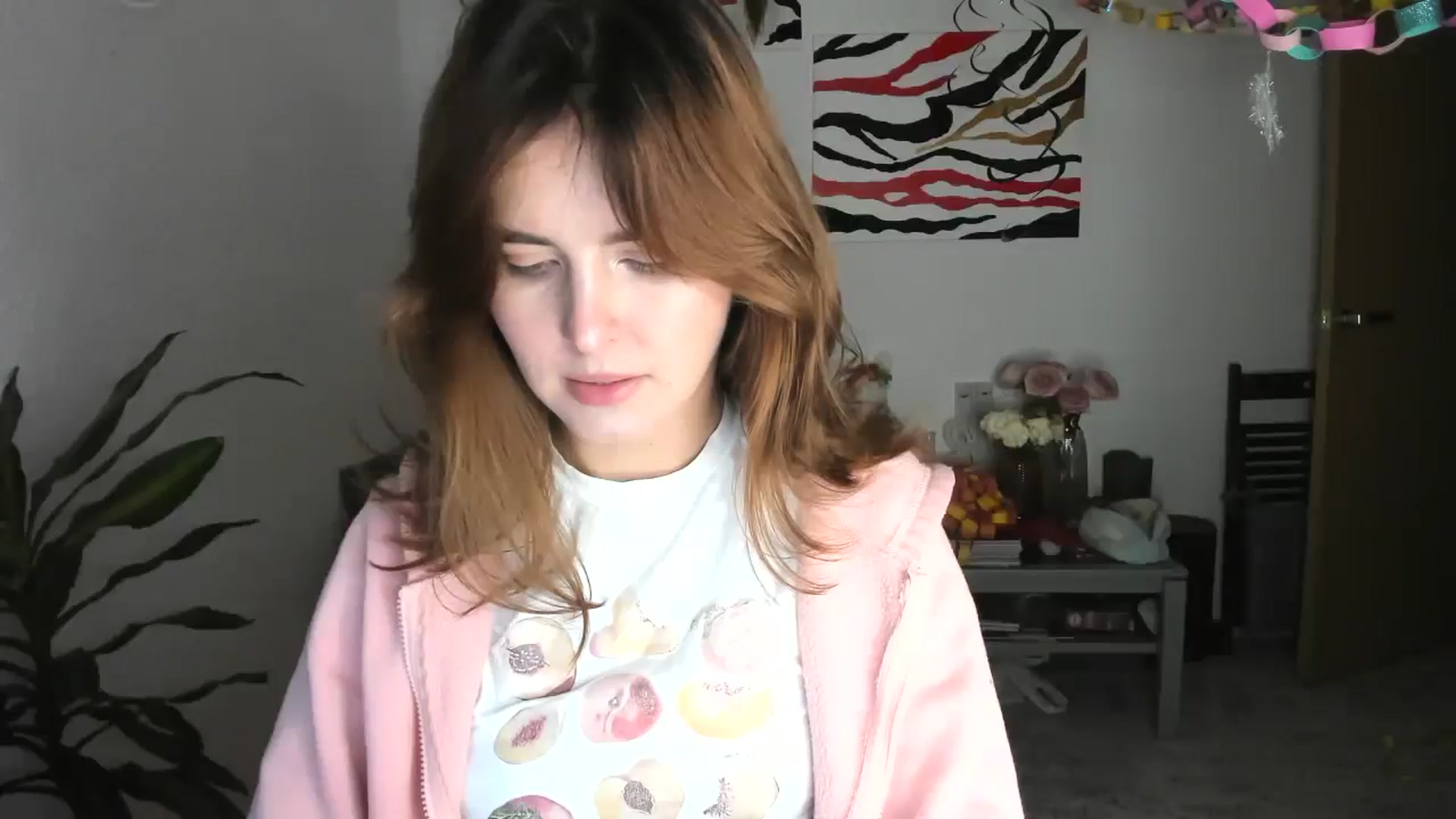 Gallery image thumbnail from AhahaGirl's myfreecams stream on, 01/06/2026, 20:56 image 17 of 20