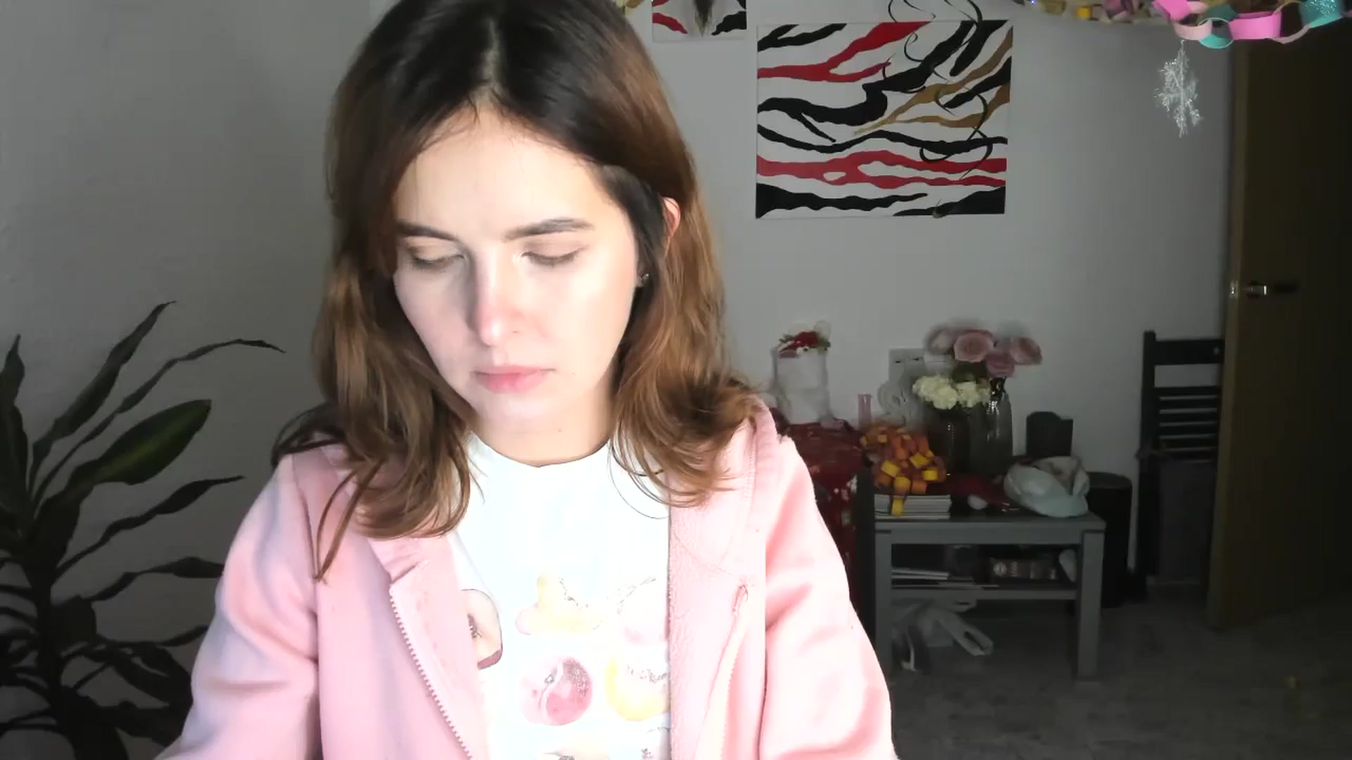 Gallery image thumbnail from AhahaGirl's myfreecams stream on, 01/06/2026, 20:56 image 9 of 20
