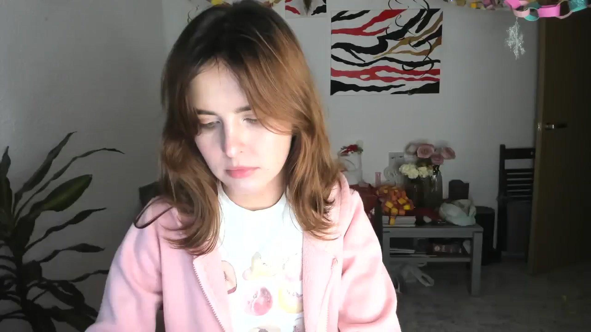 Gallery image thumbnail from AhahaGirl's myfreecams stream on, 01/06/2026, 20:56 image 3 of 20
