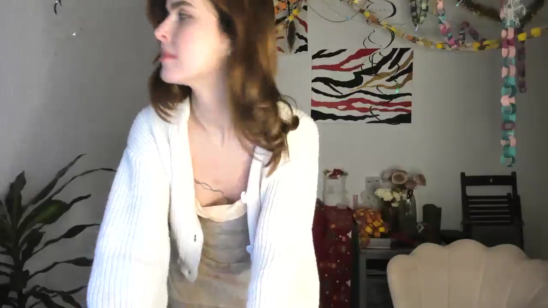 Gallery image thumbnail from AhahaGirl's myfreecams stream on, 01/09/2026, 16:15 image 16 of 20