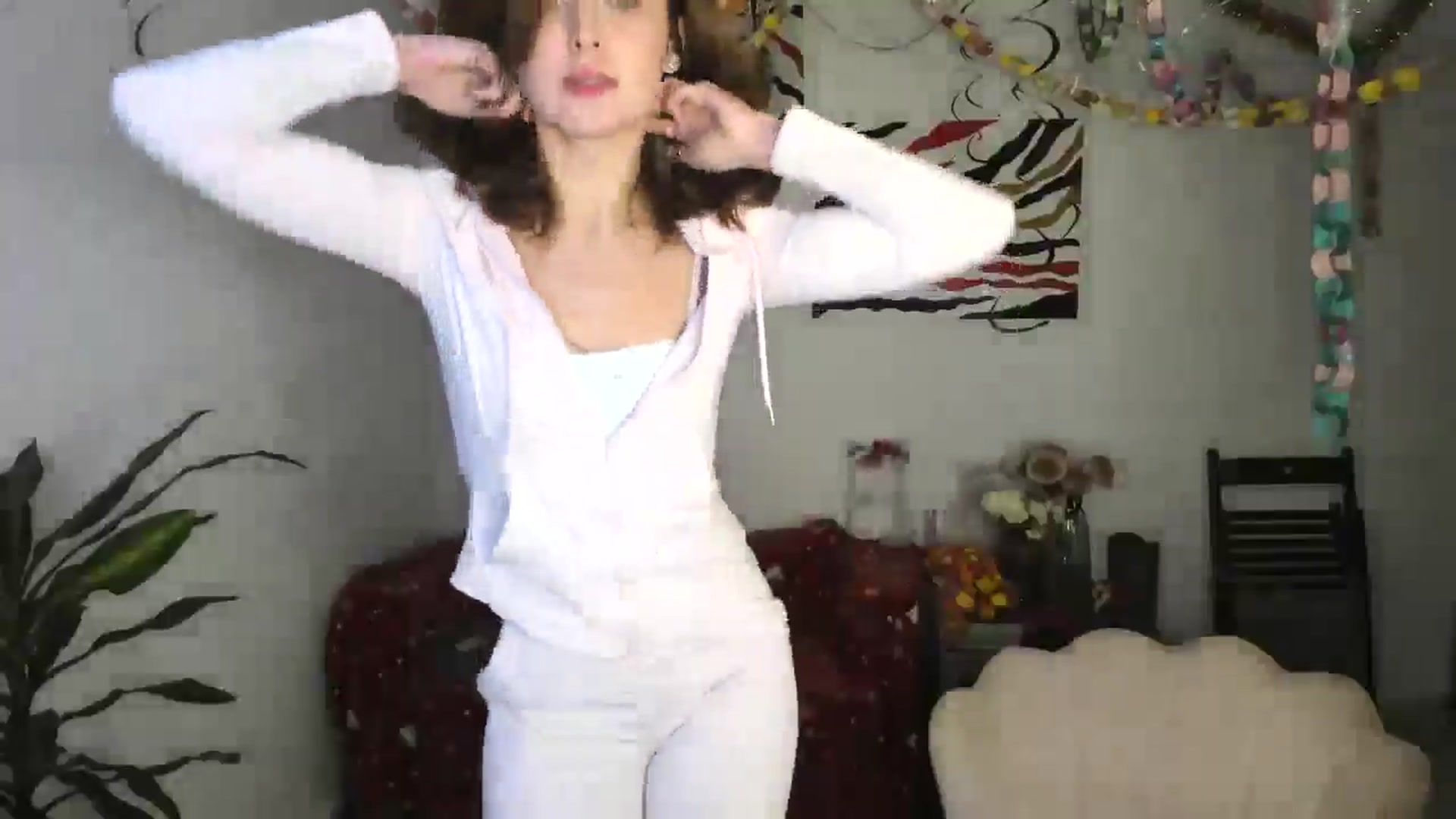Gallery image thumbnail from AhahaGirl's myfreecams stream on, 01/10/2026, 16:02 image 5 of 20