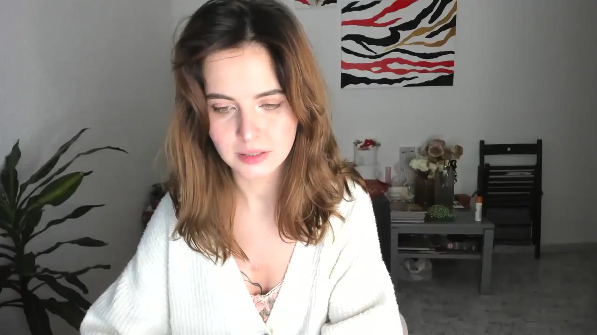Gallery image thumbnail from AhahaGirl's myfreecams stream on, 01/12/2026, 18:46 image 11 of 20