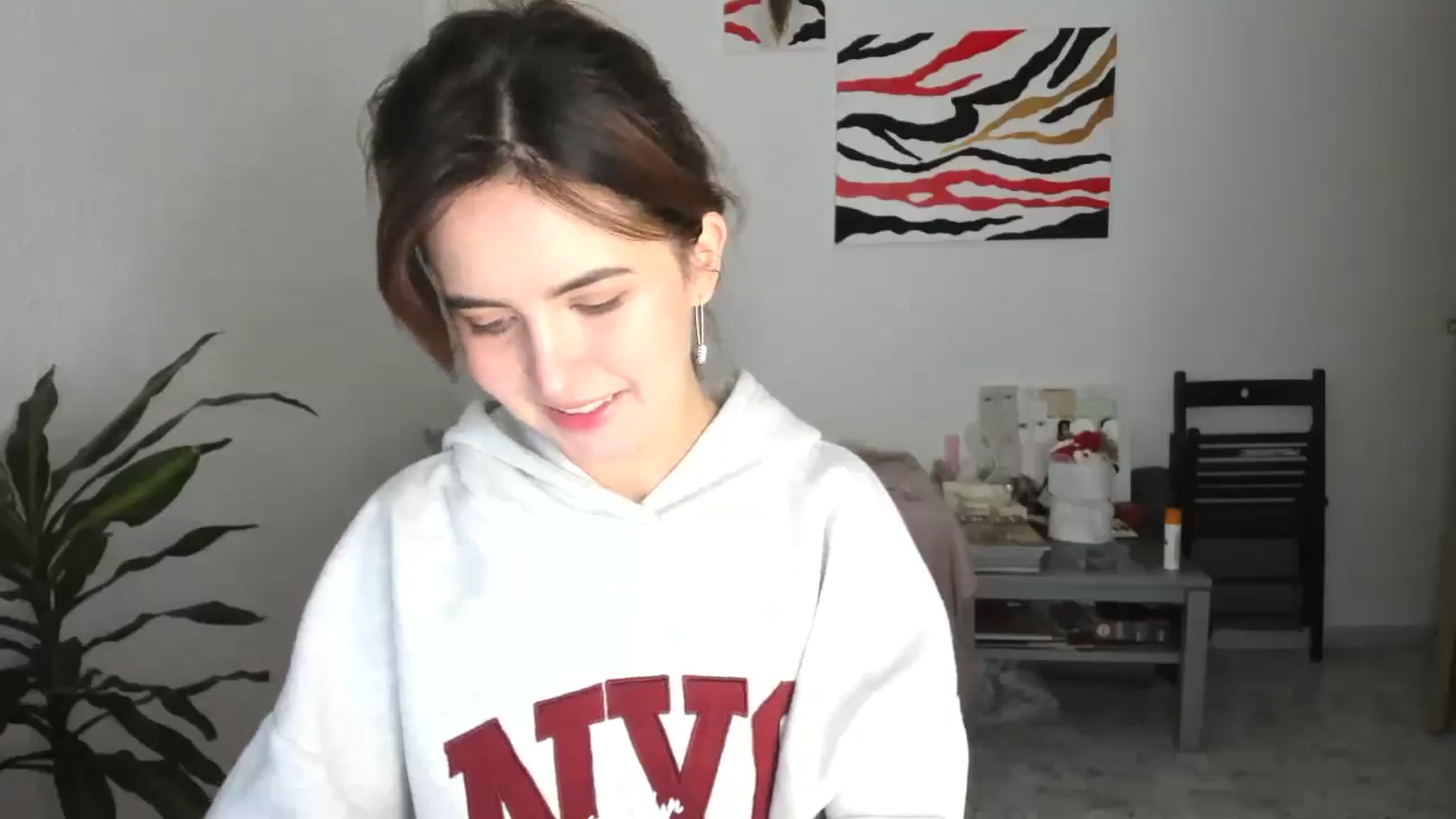 Gallery image thumbnail from AhahaGirl's myfreecams stream on, 01/13/2026, 17:04 image 5 of 20