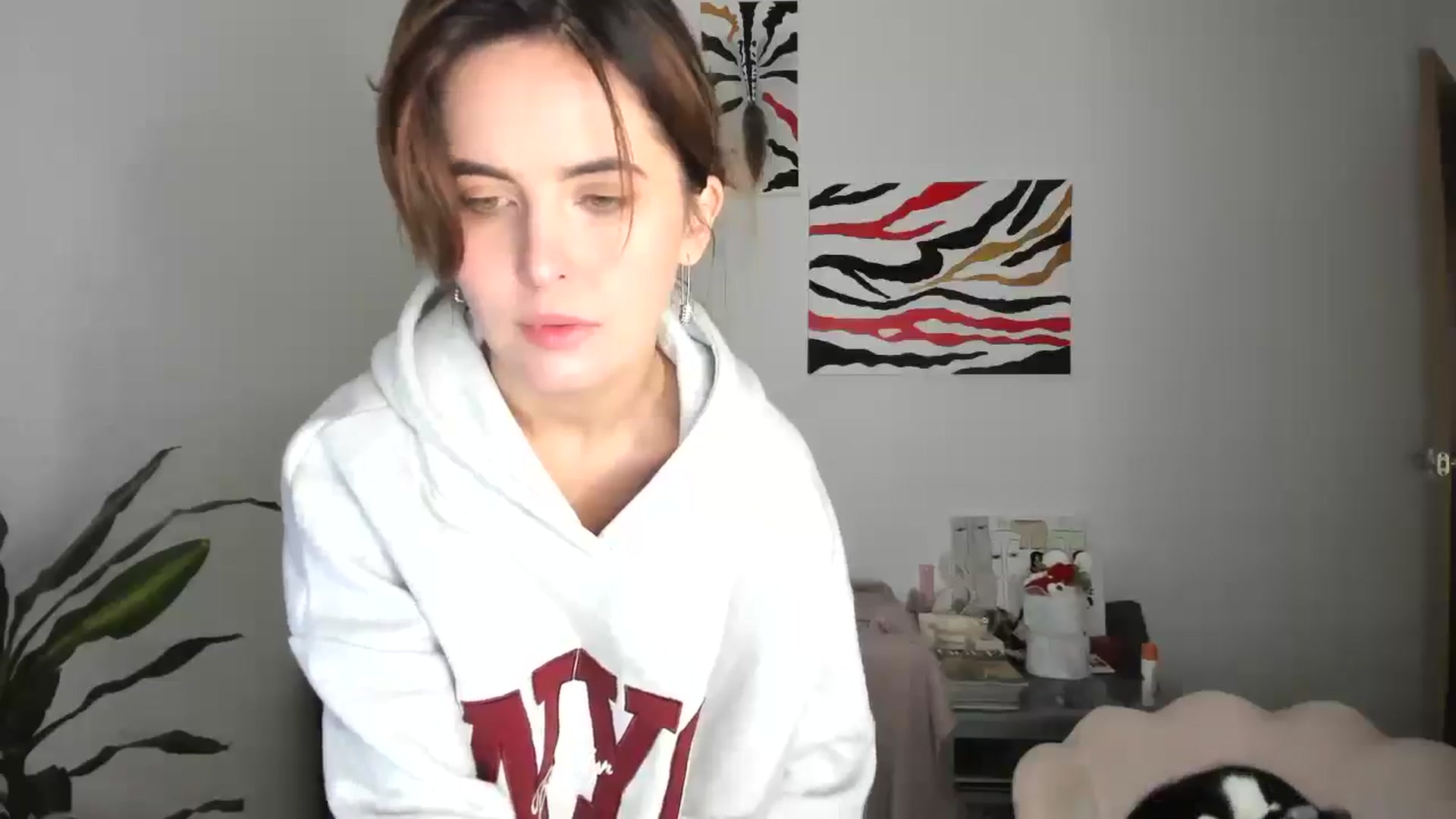 Gallery image thumbnail from AhahaGirl's myfreecams stream on, 01/13/2026, 17:04 image 12 of 20