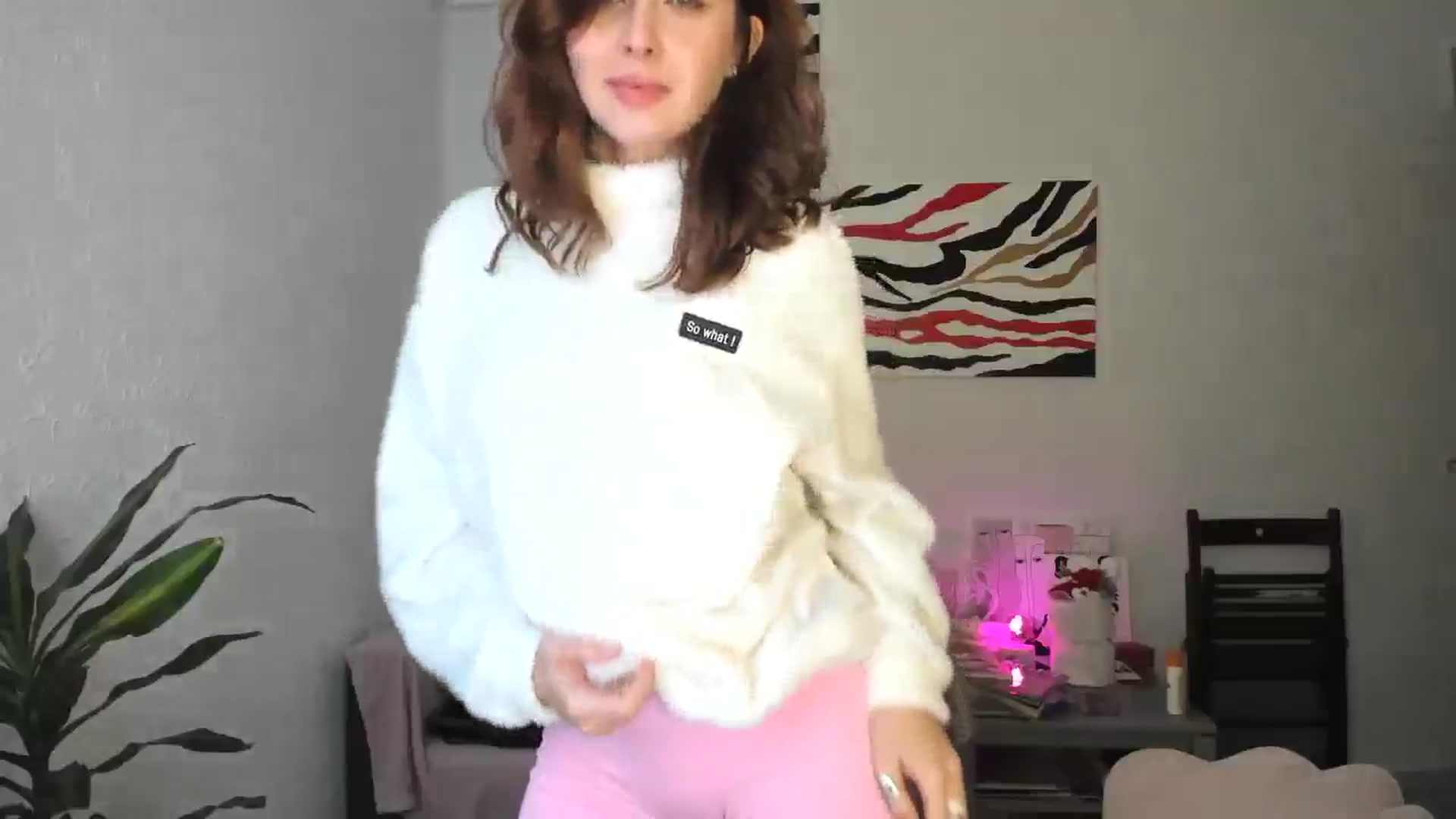 Gallery image thumbnail from AhahaGirl's myfreecams stream on, 01/14/2026, 14:12 image 15 of 20