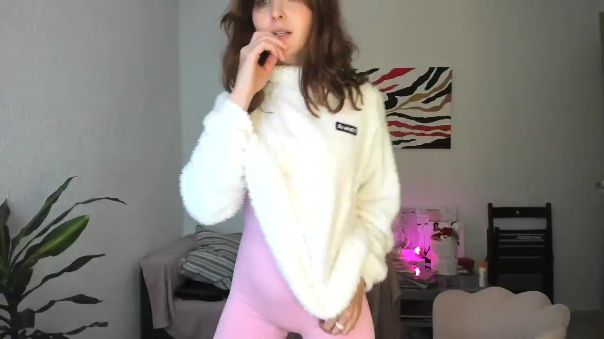 Gallery image thumbnail from AhahaGirl's myfreecams stream on, 01/14/2026, 14:12 image 2 of 20