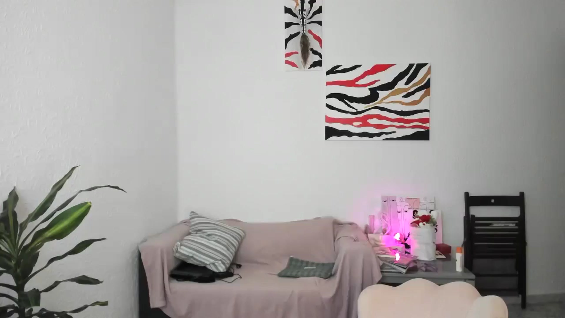 Gallery image thumbnail from AhahaGirl's myfreecams stream on, 01/14/2026, 15:09 image 19 of 20