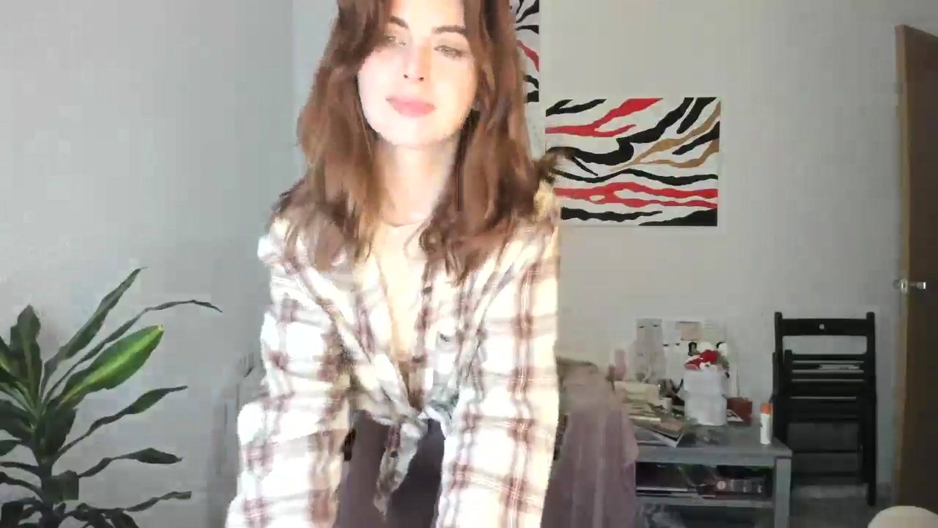 Gallery image thumbnail from AhahaGirl's myfreecams stream on, 01/15/2026, 16:36 image 4 of 20