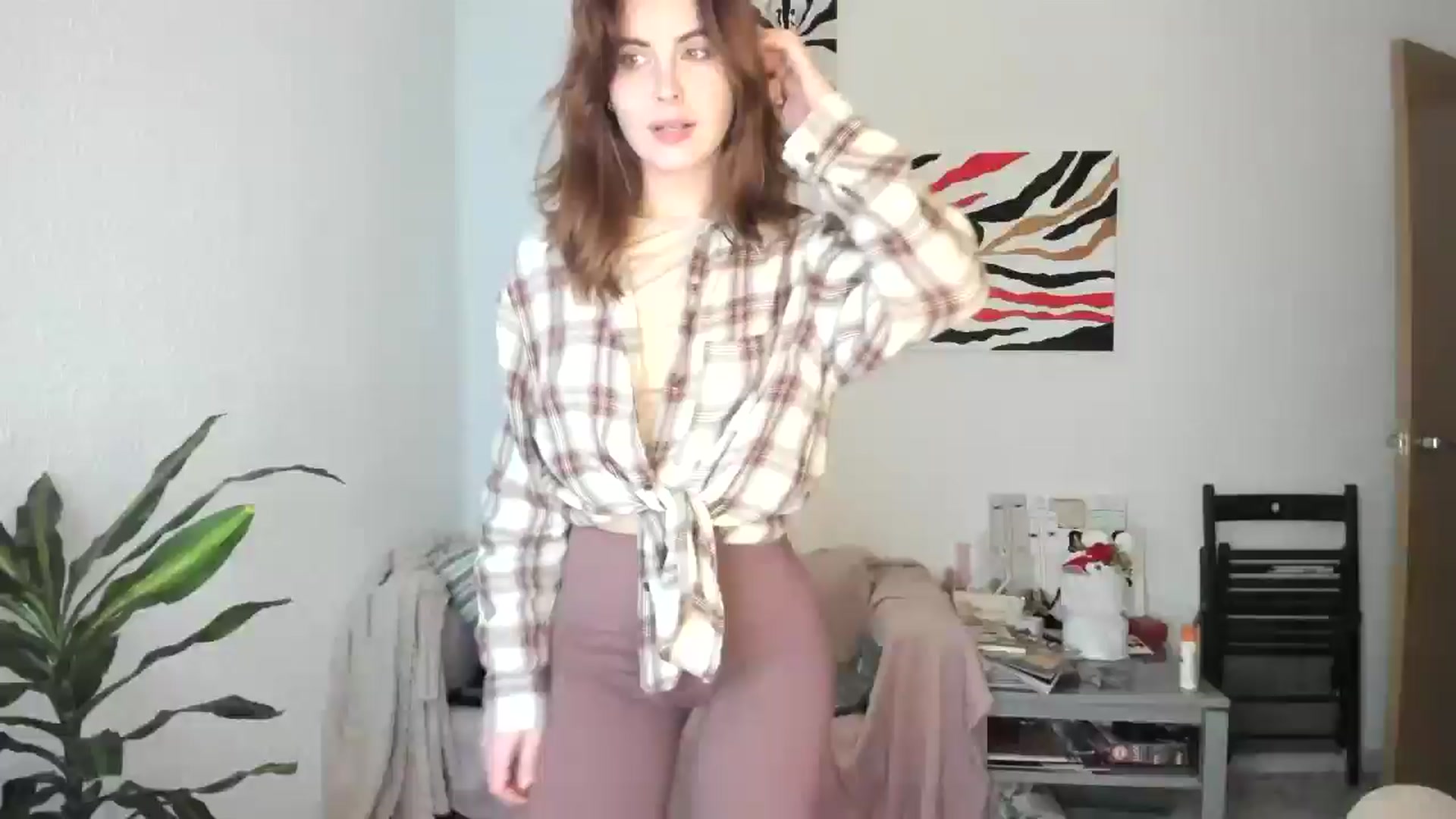 Gallery image thumbnail from AhahaGirl's myfreecams stream on, 01/15/2026, 16:36 image 3 of 20