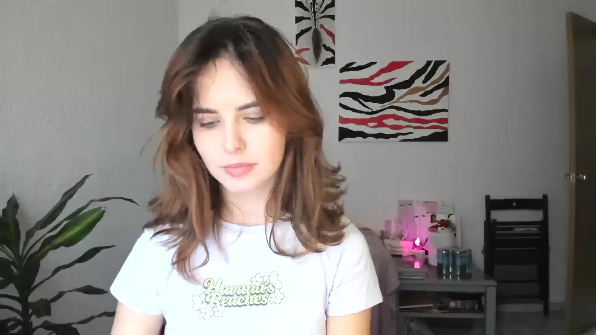Gallery image thumbnail from AhahaGirl's myfreecams stream on, 01/17/2026, 13:44 image 9 of 20