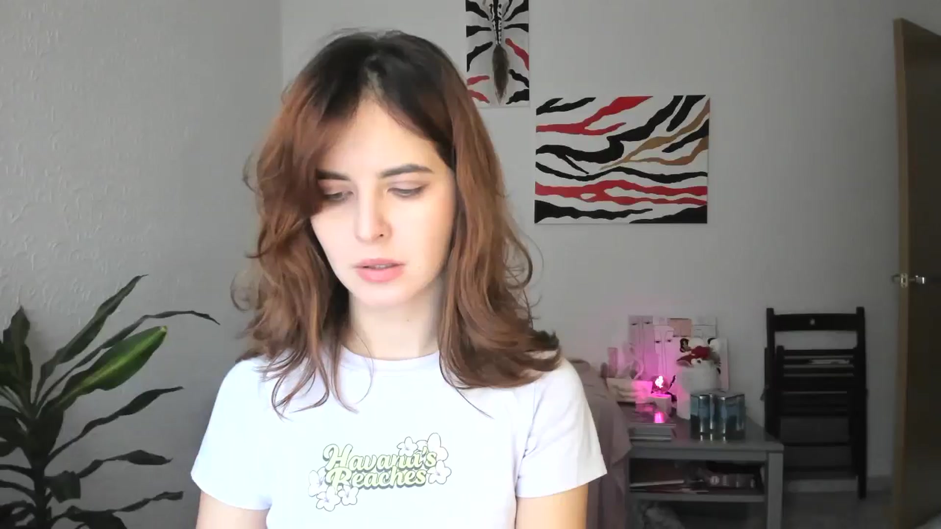 Gallery image thumbnail from AhahaGirl's myfreecams stream on, 01/17/2026, 13:44 image 6 of 20
