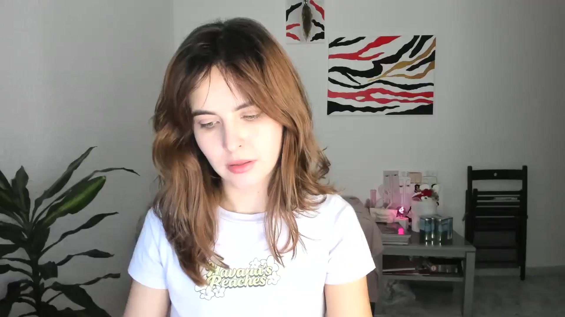 Gallery image thumbnail from AhahaGirl's myfreecams stream on, 01/17/2026, 17:00 image 18 of 20