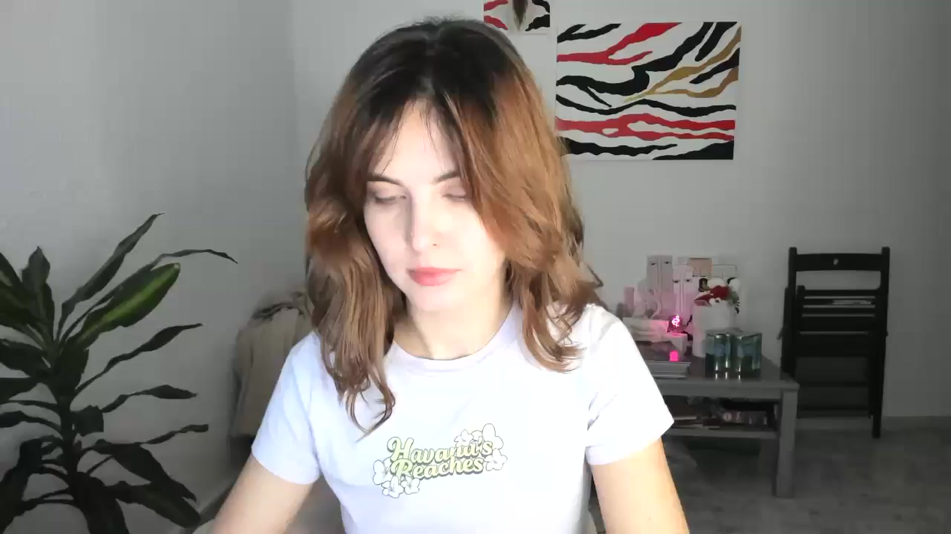 Gallery image thumbnail from AhahaGirl's myfreecams stream on, 01/17/2026, 17:00 image 6 of 20