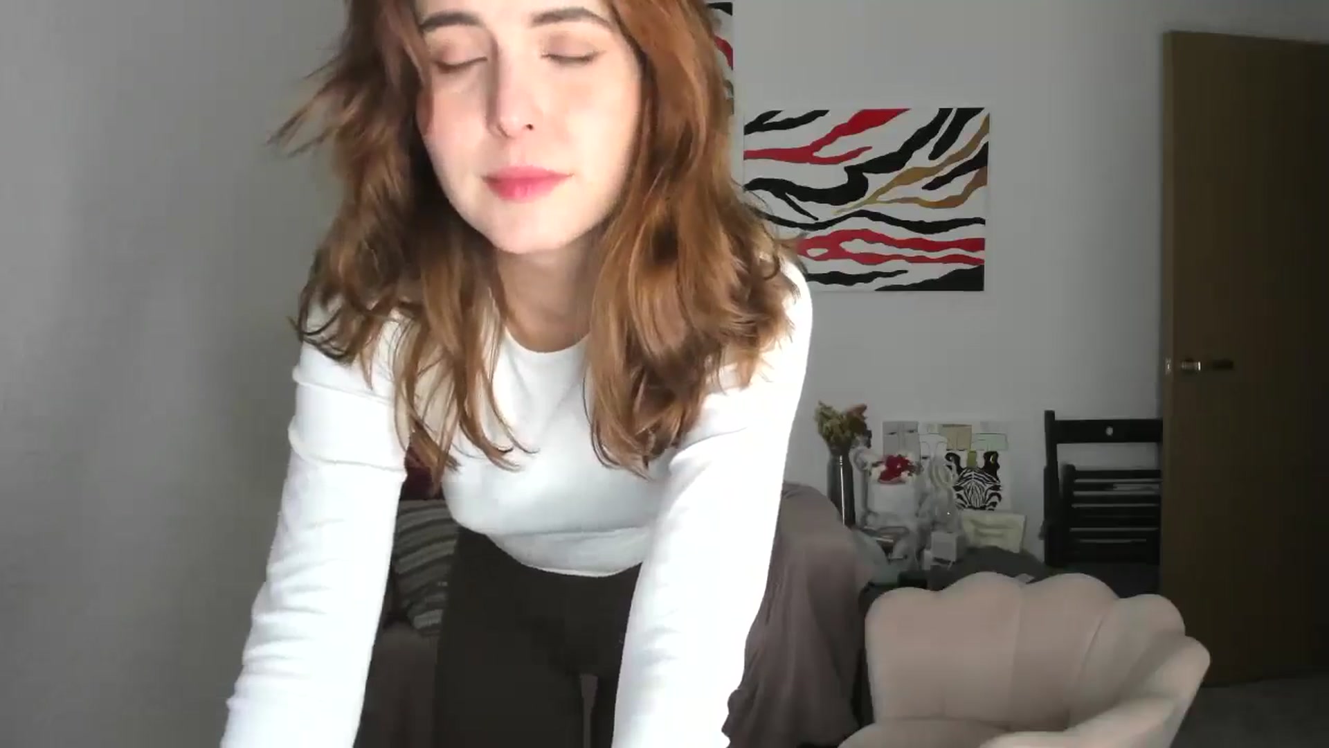 Gallery image thumbnail from AhahaGirl's myfreecams stream on, 02/08/2026, 19:37 image 2 of 20