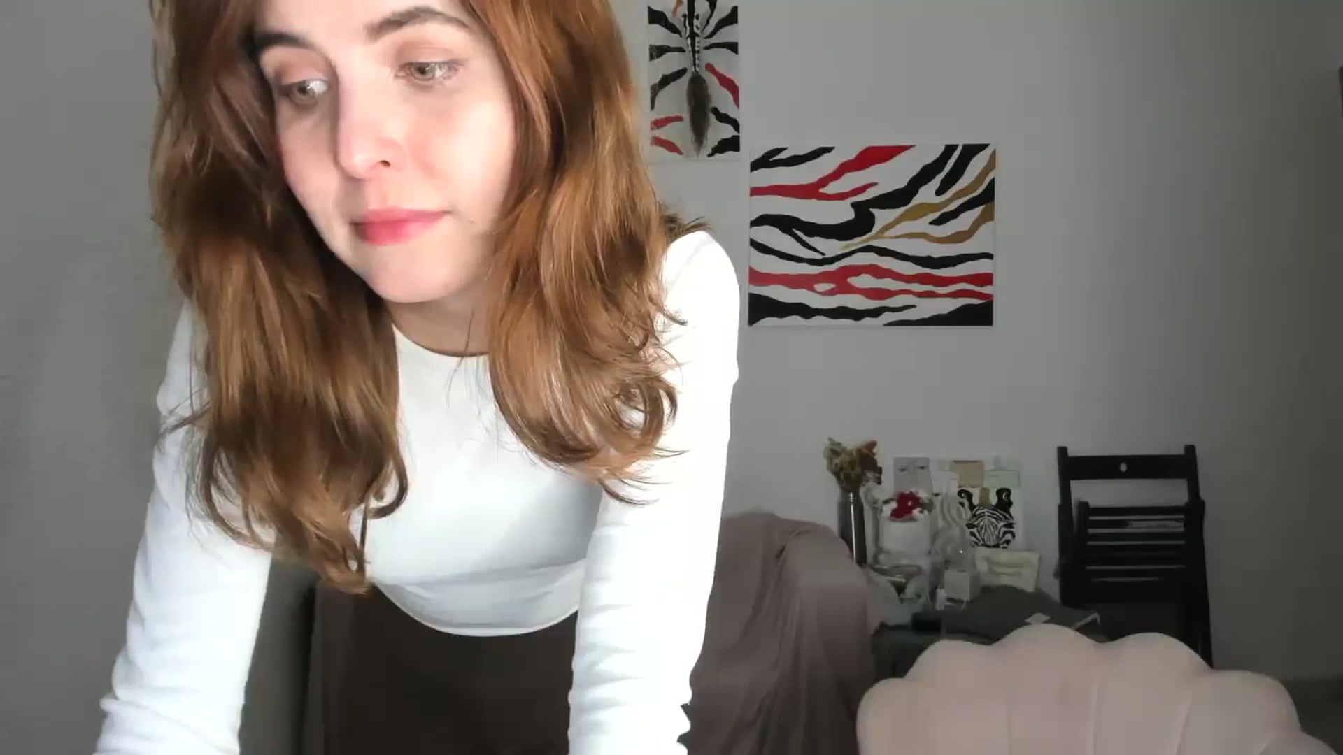 Gallery image thumbnail from AhahaGirl's myfreecams stream on, 02/08/2026, 20:12 image 13 of 20