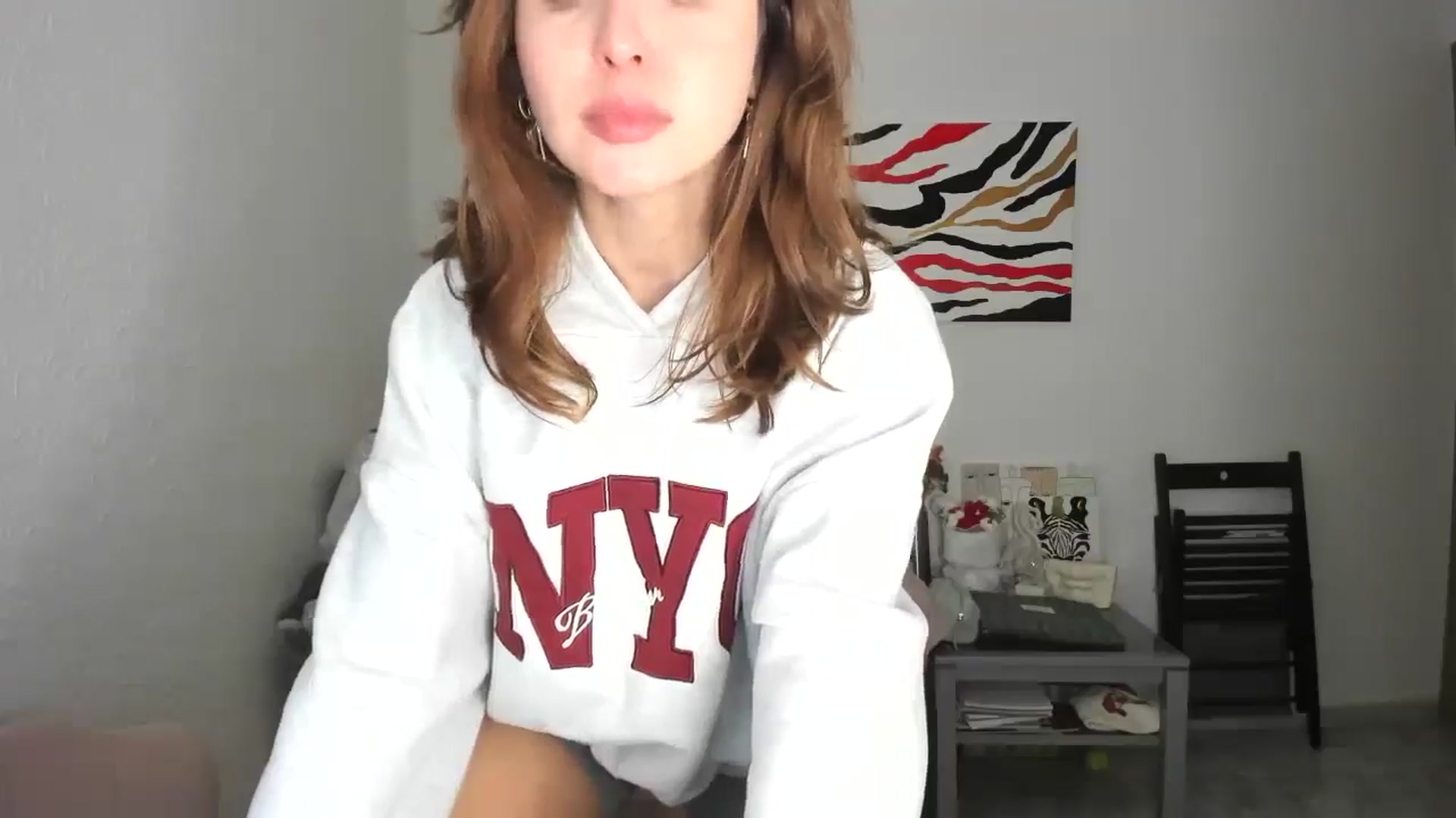 Gallery image thumbnail from AhahaGirl's myfreecams stream on, 02/09/2026, 16:39 image 6 of 20