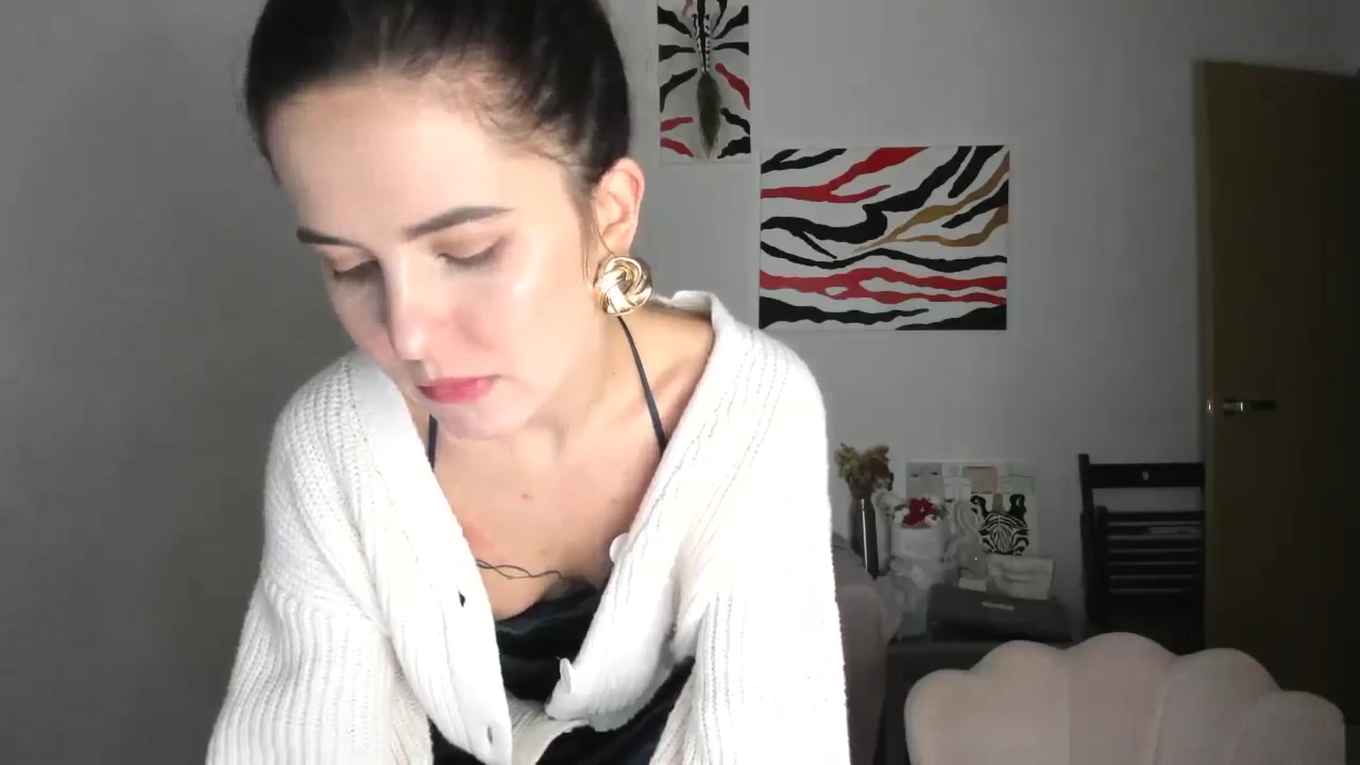 Gallery image thumbnail from AhahaGirl's myfreecams stream on, 02/10/2026, 19:41 image 4 of 20