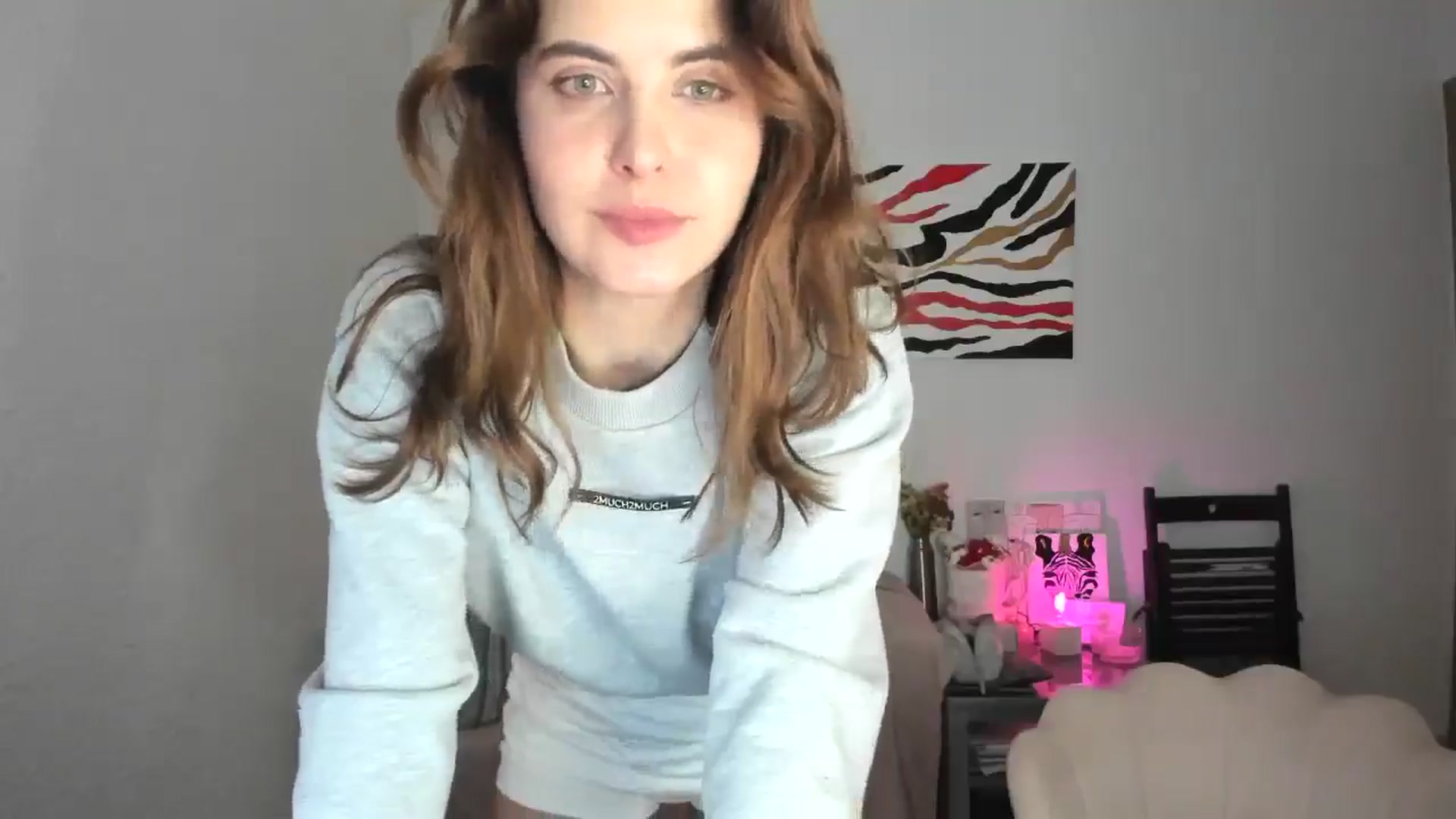Gallery image thumbnail from AhahaGirl's myfreecams stream on, 02/18/2026, 17:48 image 15 of 20