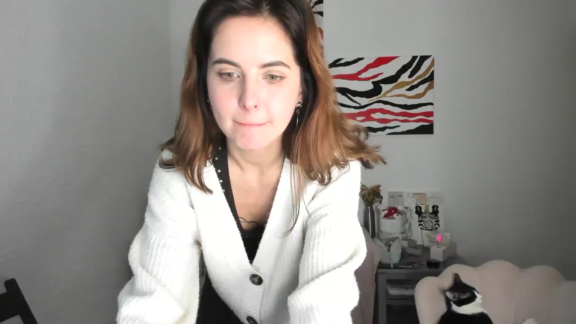 Gallery image thumbnail from AhahaGirl's myfreecams stream on, 02/21/2026, 17:44 image 14 of 20