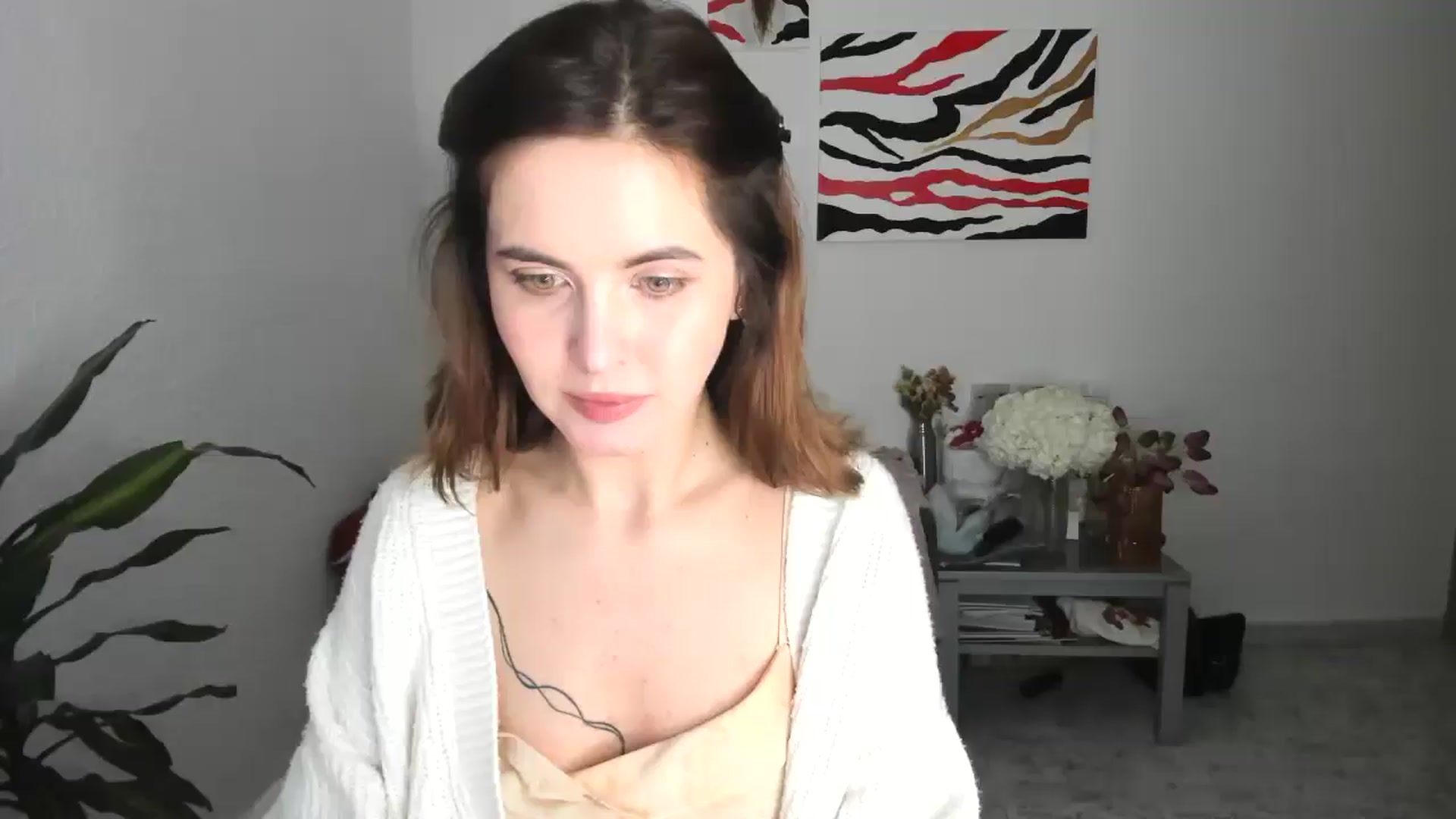 Gallery image thumbnail from AhahaGirl's myfreecams stream on, 03/17/2026, 17:37 image 18 of 20