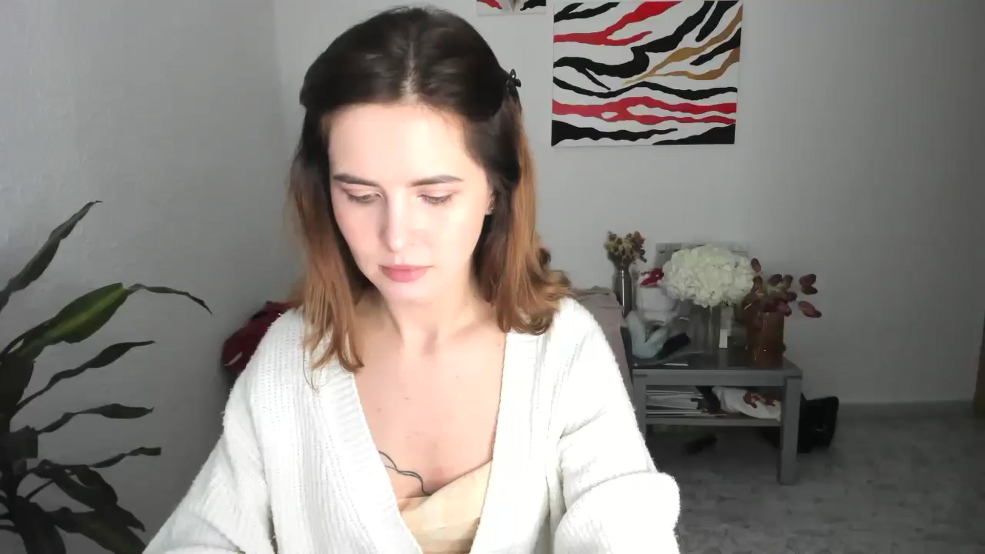 Gallery image thumbnail from AhahaGirl's myfreecams stream on, 03/17/2026, 17:37 image 6 of 20