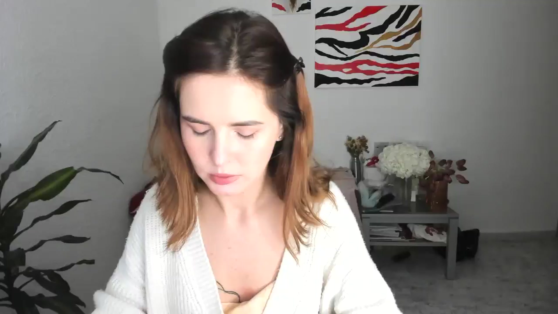 Gallery image thumbnail from AhahaGirl's myfreecams stream on, 03/17/2026, 17:37 image 1 of 20